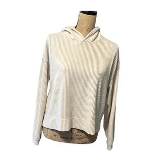 Aerie cream hooded ribbed velour sweatshirt. EUC, size XS.